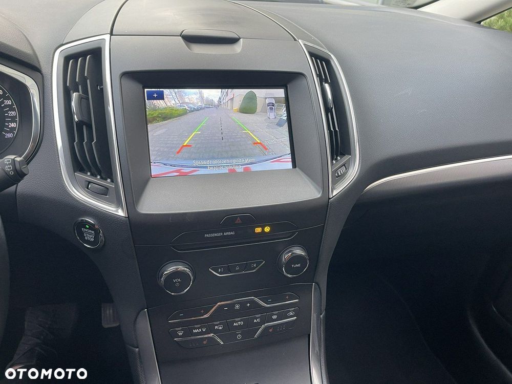 Ford S-Max - 31