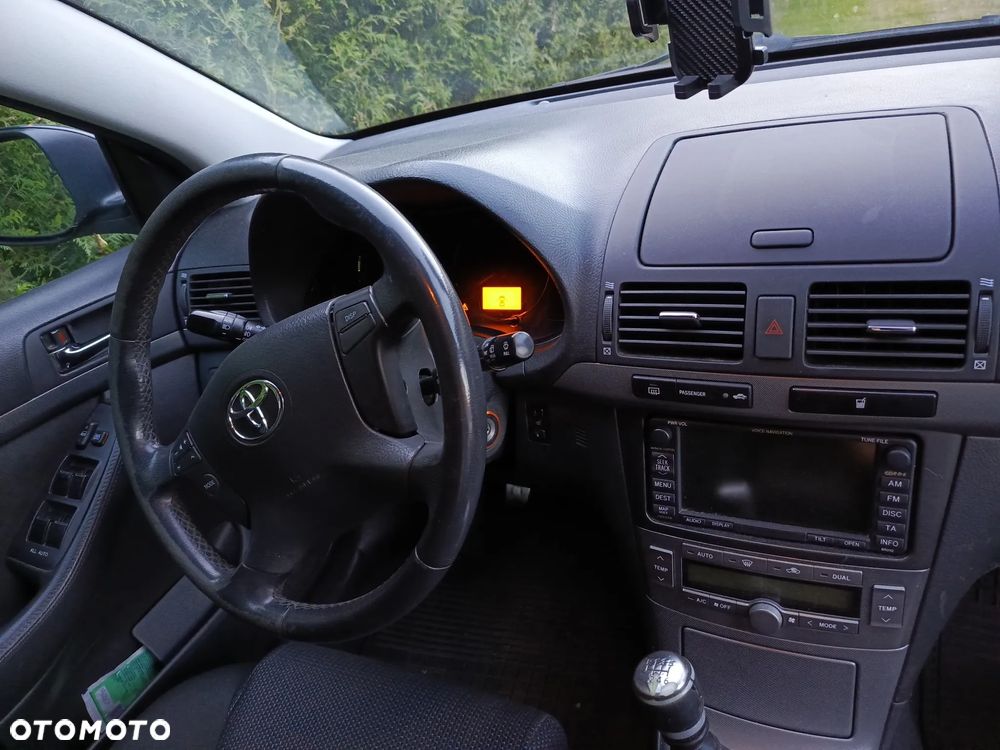 Toyota Avensis 2.0 D-4D Sol - 7