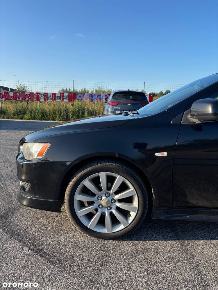 Mitsubishi Lancer 1.8 Instyle NAVI - 3
