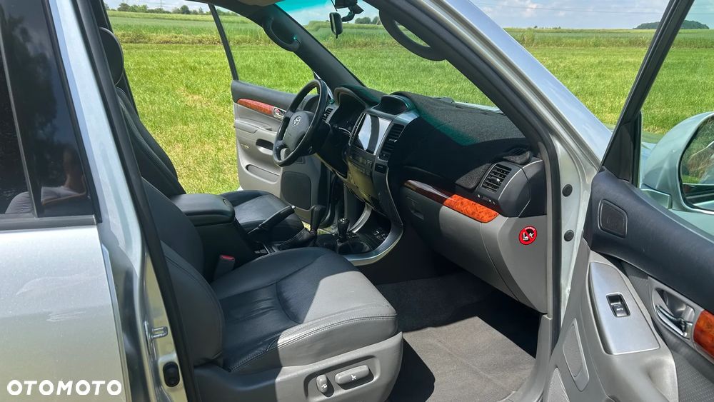 Toyota Land Cruiser 3.0 D Luna - 16