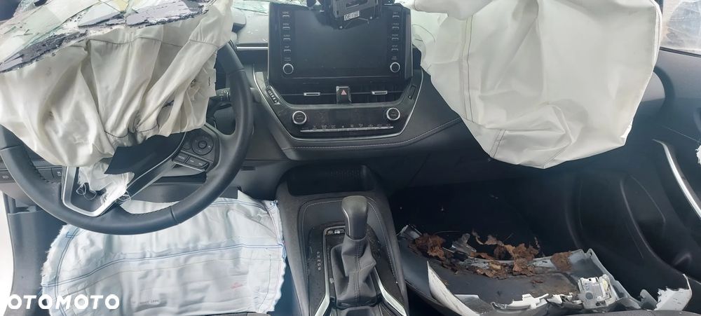 Toyota Corolla 1.8 Comfort - 8