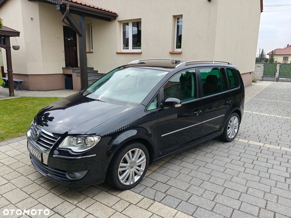 Volkswagen Touran 2.0 TDI Highline - 8