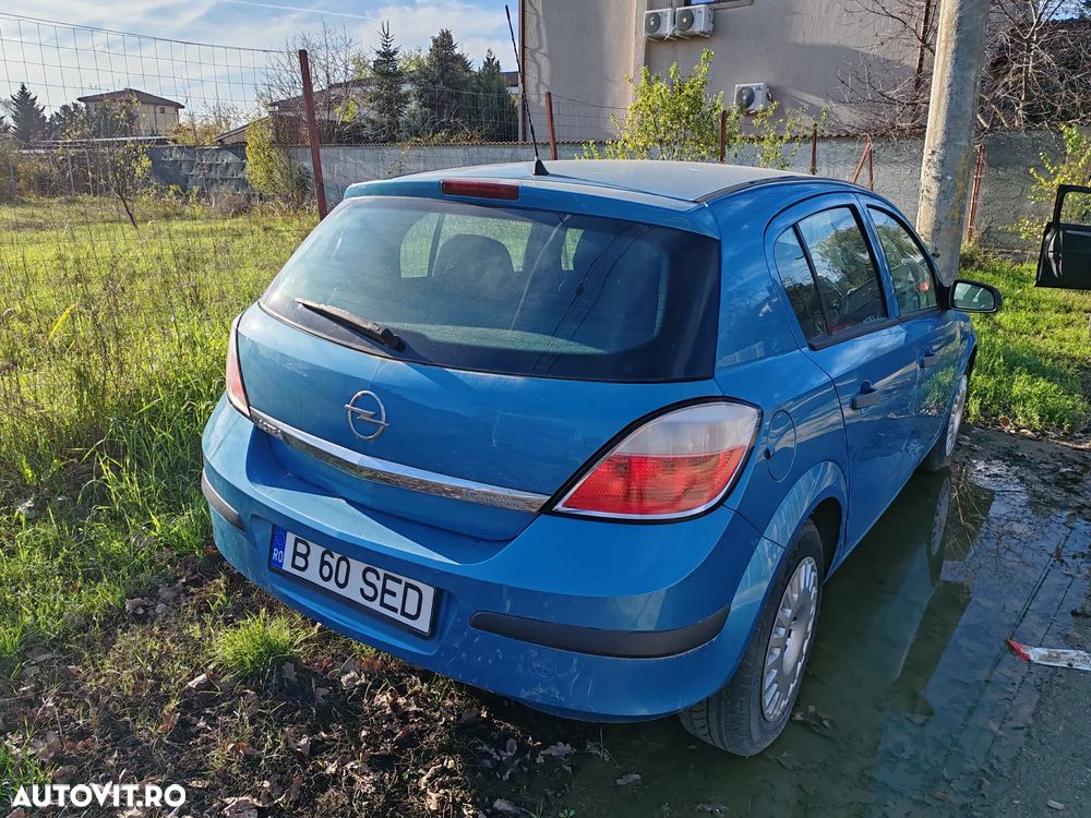 Opel Astra - 2