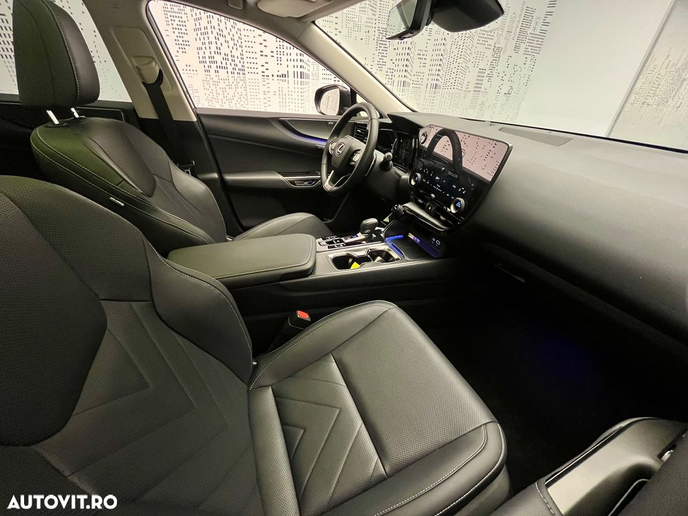 Lexus Seria NX 450h+ AWD CVT PHEV Luxury - 13