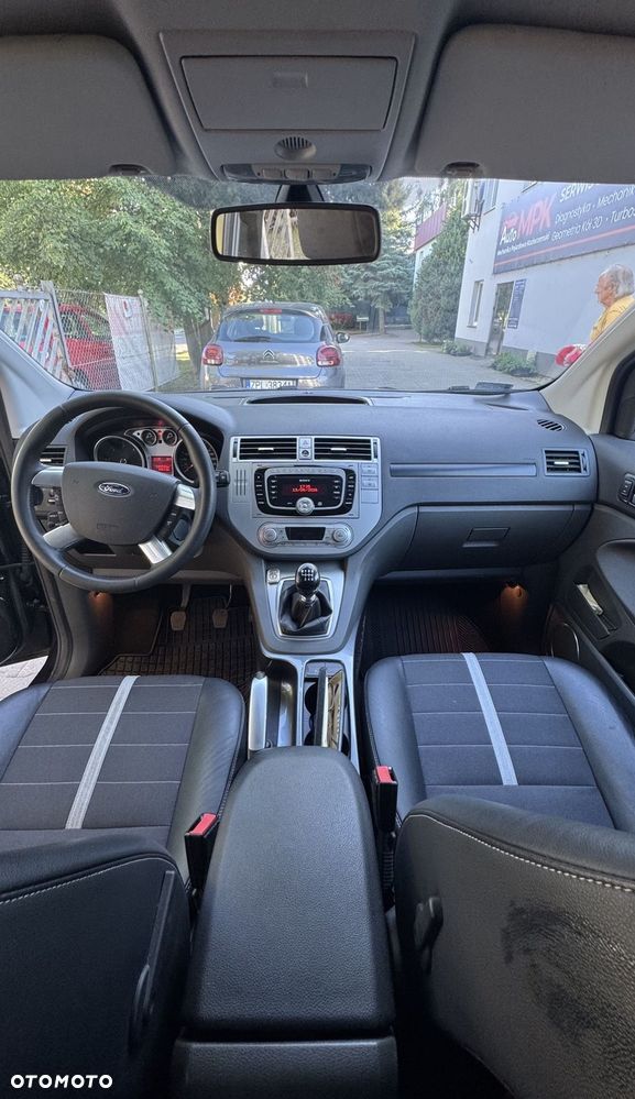 Ford Kuga 2.0 TDCi Titanium - 12