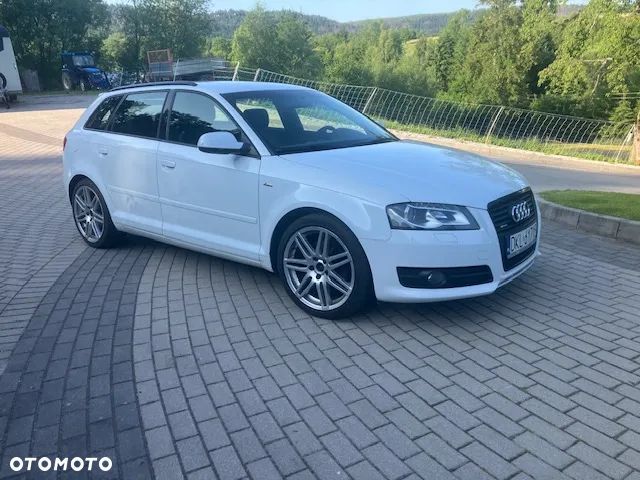 Audi A3 2.0 TDI DPF quattro S line Sportpaket - 3
