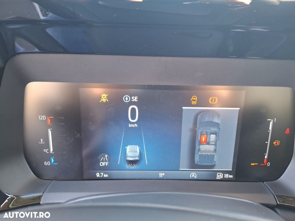 Ford Transit Courier - 17