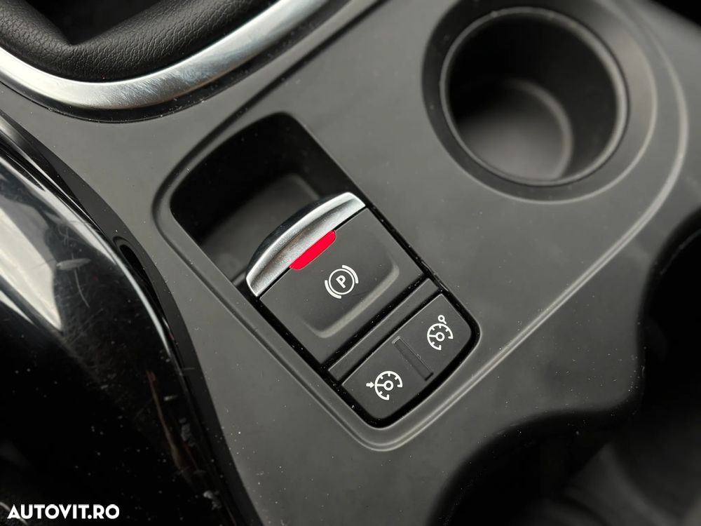 Renault Kadjar TCe 140 GPF BUSINESS EDITION - 30