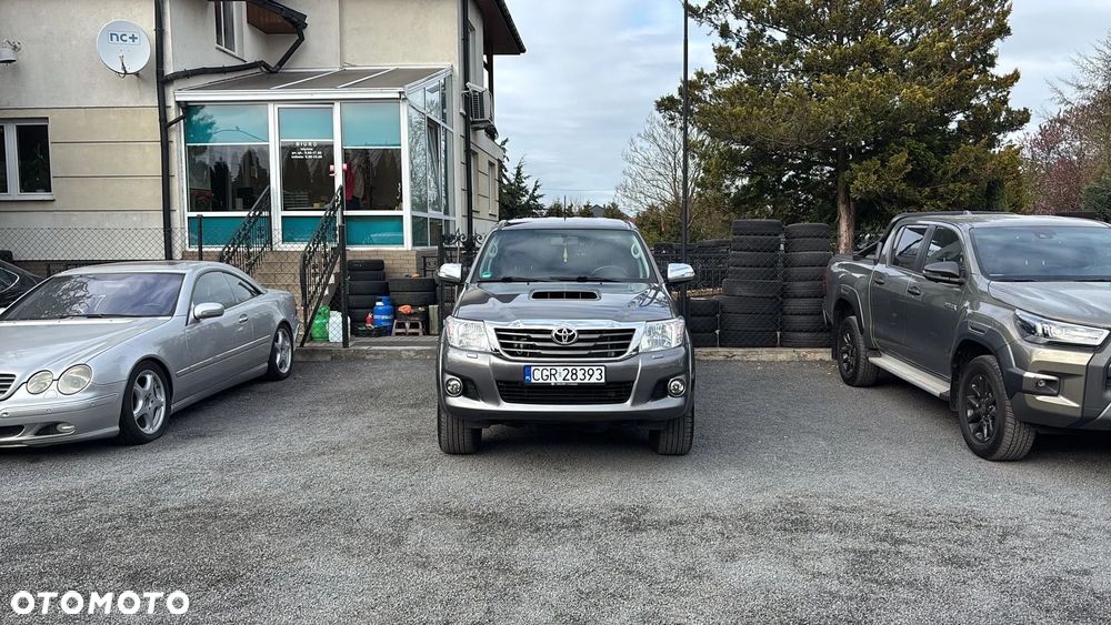Toyota Hilux 2.5 D-4D SR - 2