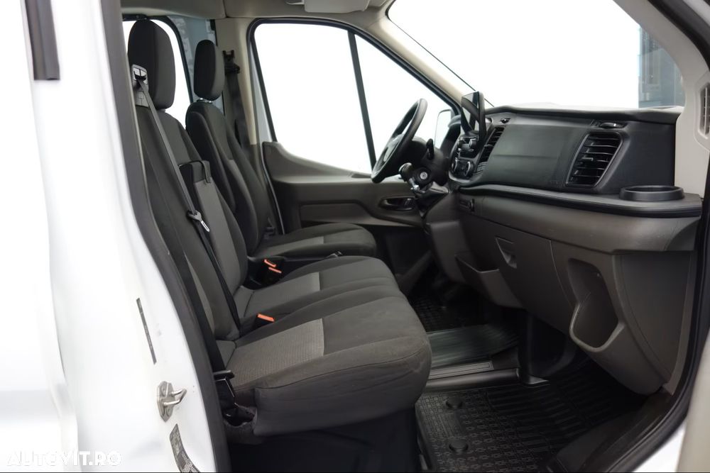 Ford Transit L3H3 2.0TDCI  6 Locuri Tractiune integrala 4 x 4 - 14