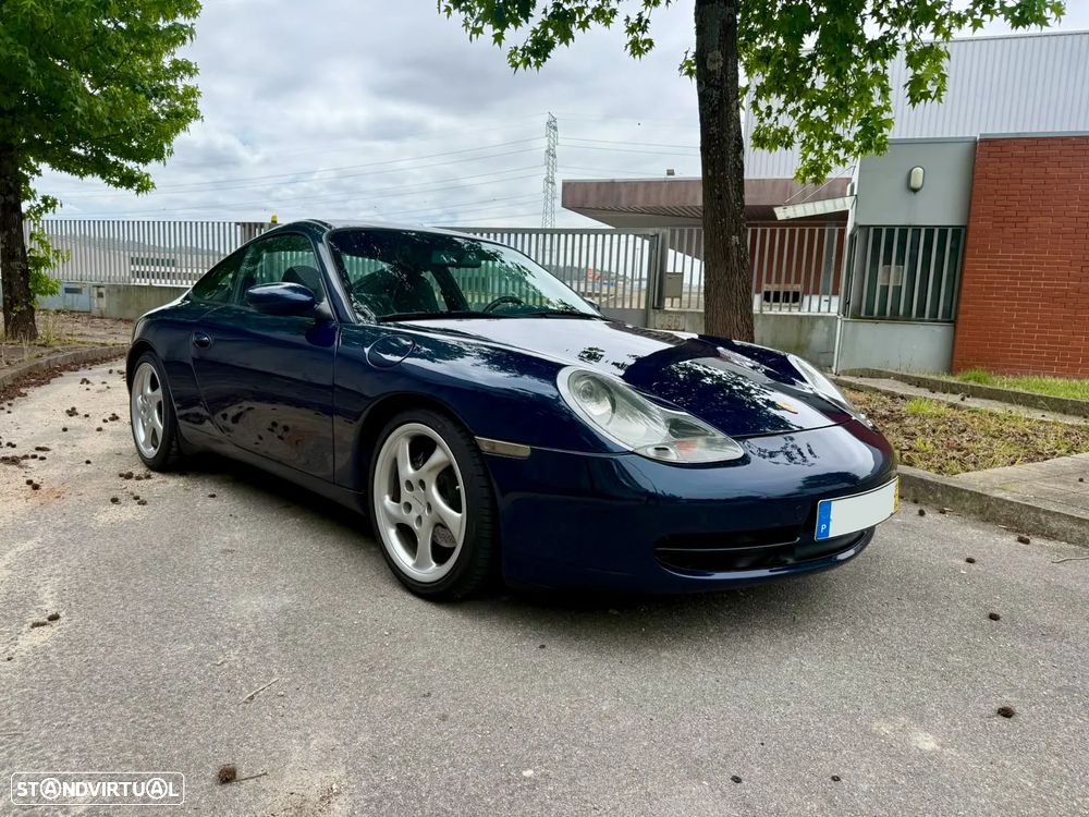 Porsche 911 (996) Carrera 4 Coupé - 2