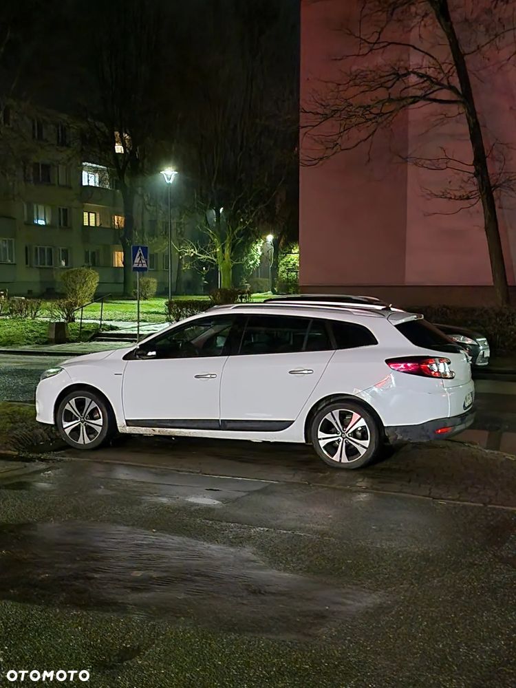 Renault Megane TCe 130 BOSE Edition - 1