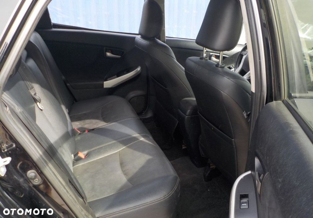 Toyota Prius - 16