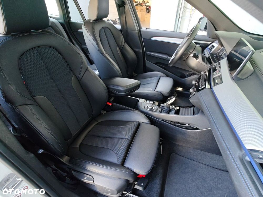 BMW X1 sDrive18i M Sport sport - 12