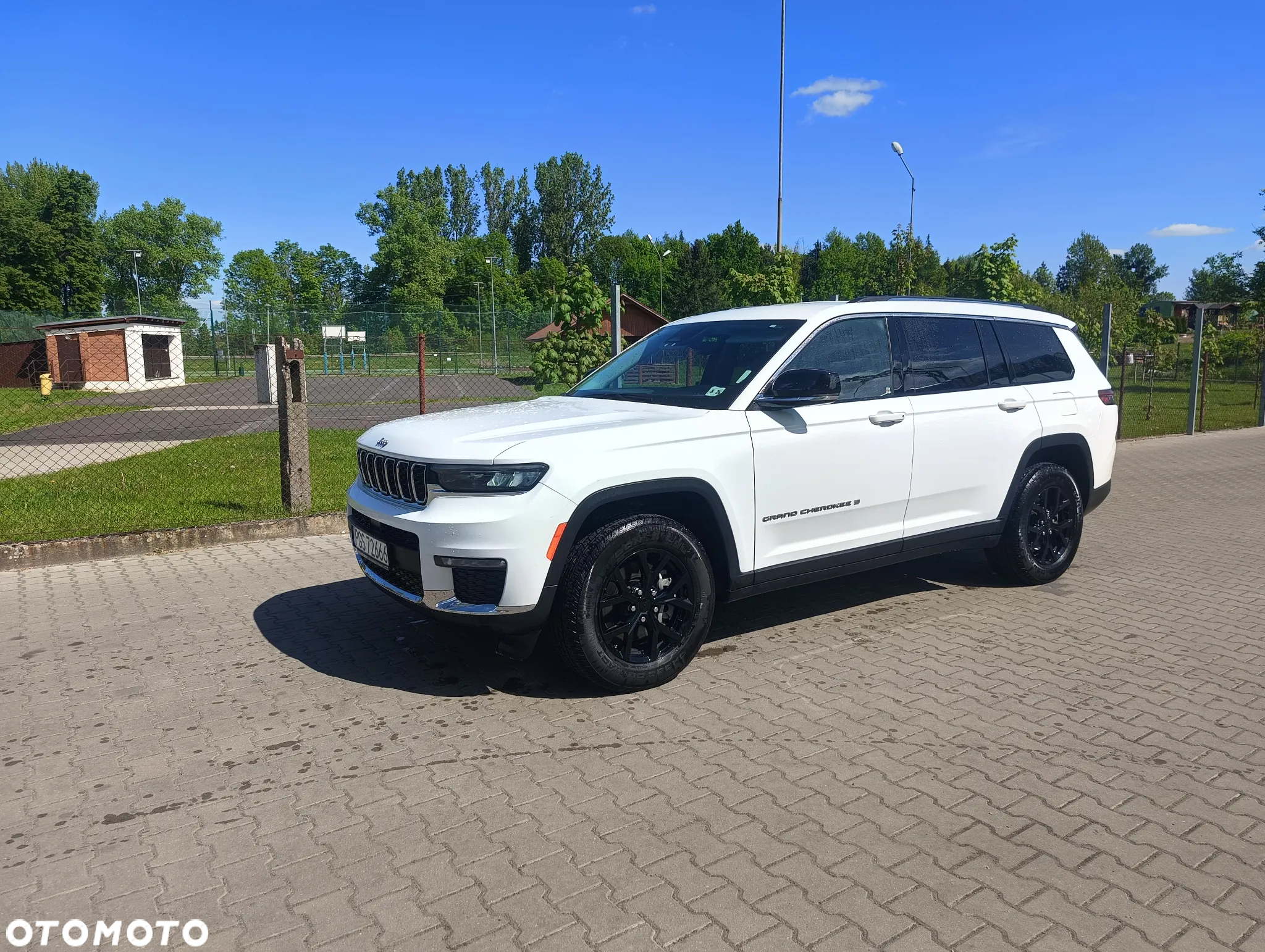 Jeep Grand Cherokee - 2