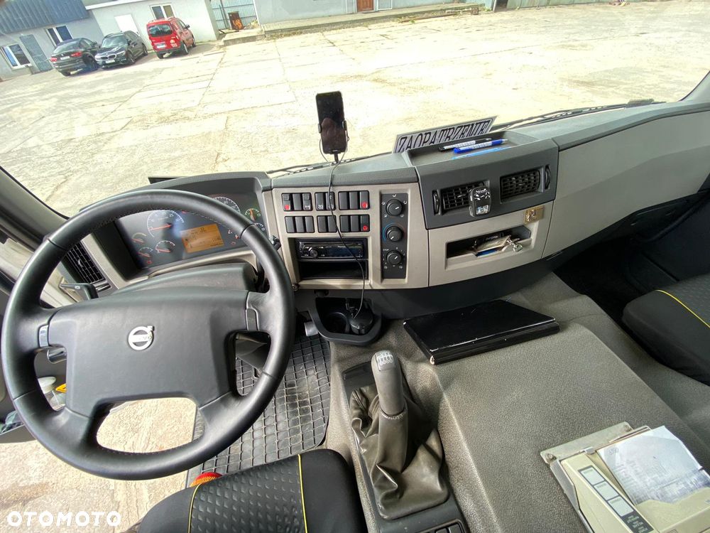 Volvo FE 240 autocysterna cysterna FL AT pierwszy właciciel benzyna oleje - 6