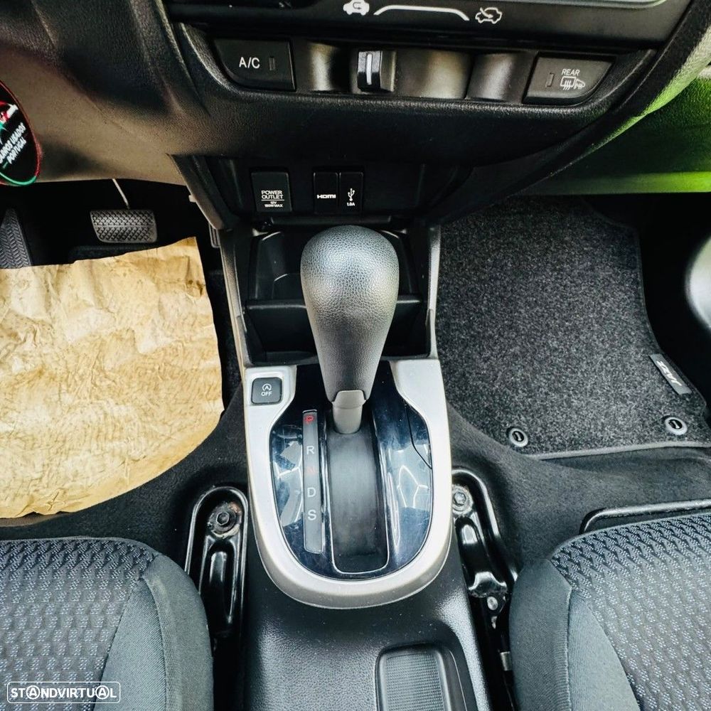 Honda Jazz 1.3 I-VTEC Comfort CVT - 12
