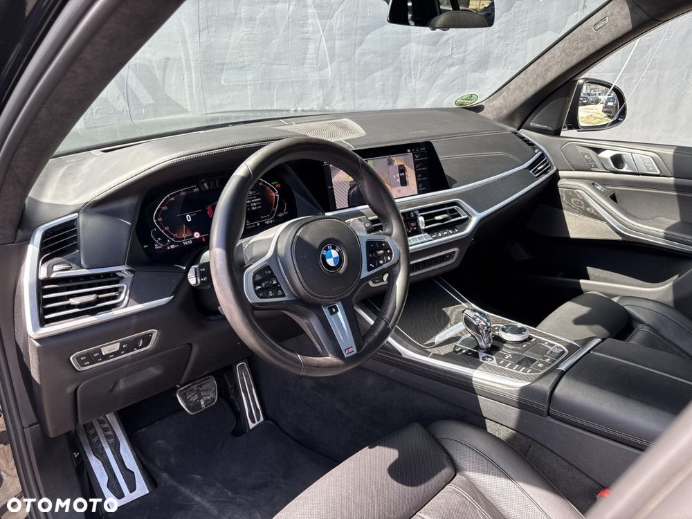 BMW X7 - 6