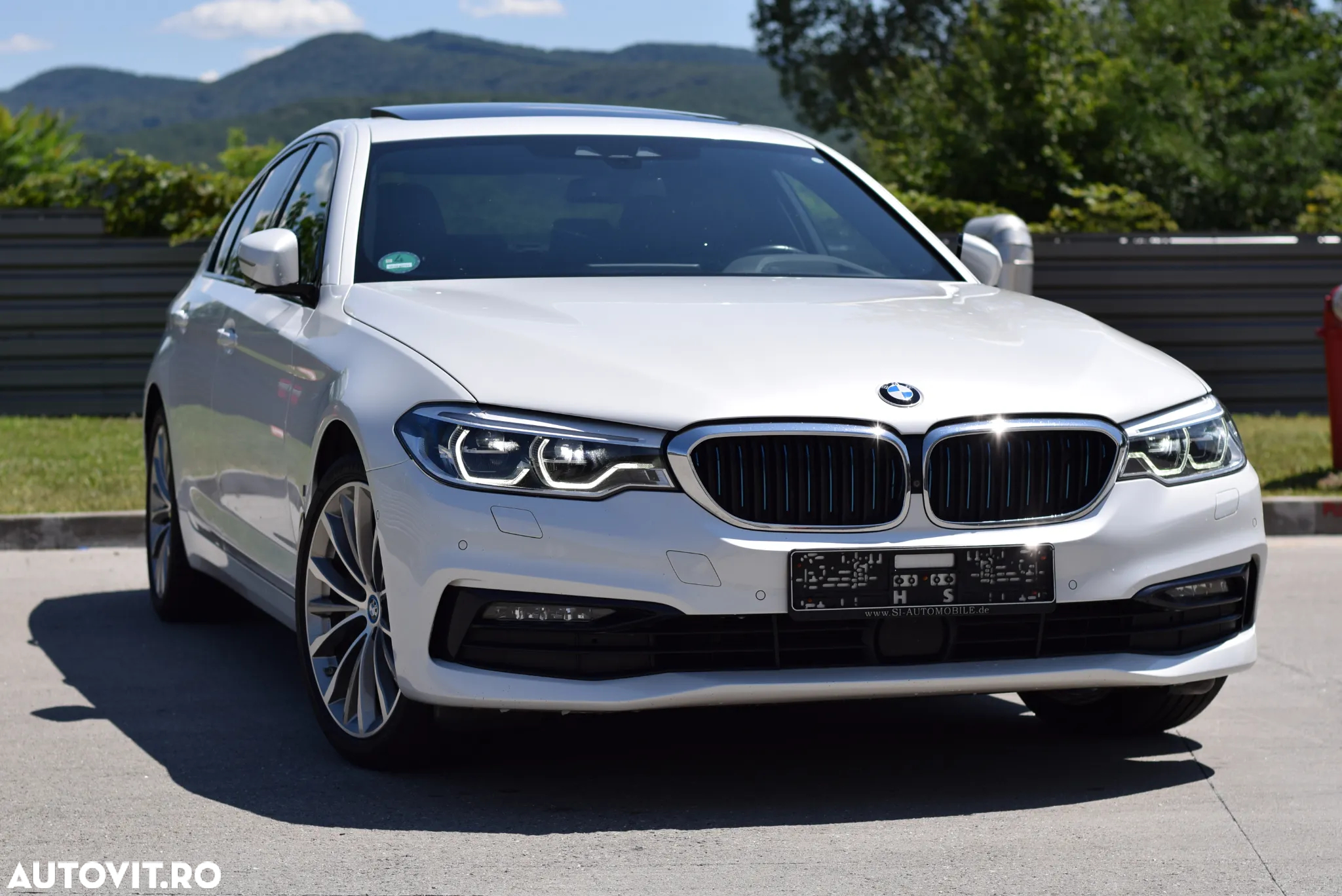 BMW Seria 5 530e iPerformance Aut. Sport Line - 3