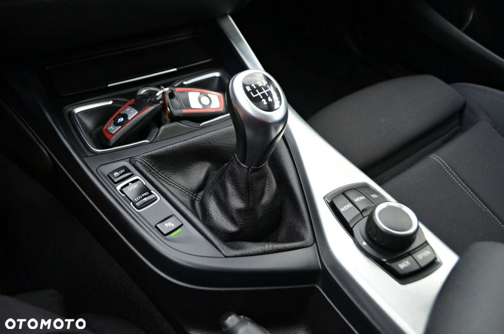BMW Seria 1 - 10