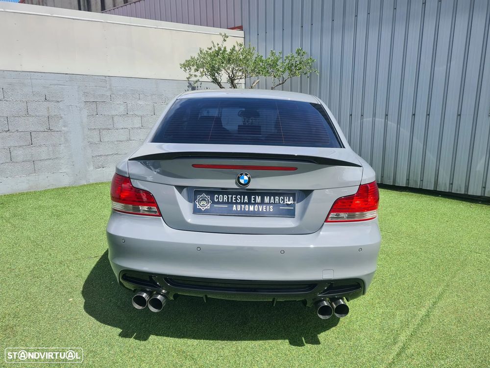 BMW 120 d Limited Edition Lifestyle c/ M Sport Pack - 13
