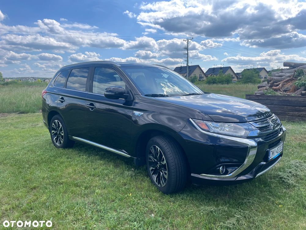Mitsubishi Outlander Intense + - 1