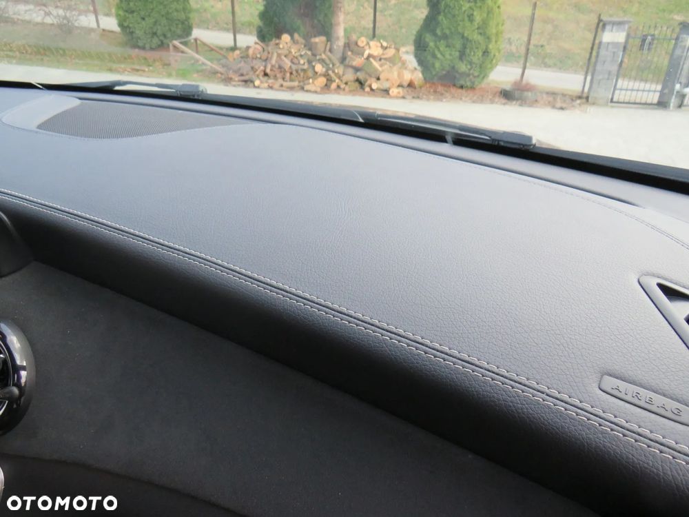 Mercedes-Benz CLA 180 7G-DCT - 17