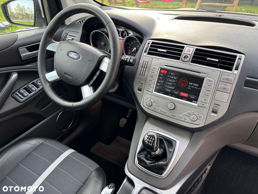 Ford Kuga 2.0 TDCi 4x4 Titanium - 18