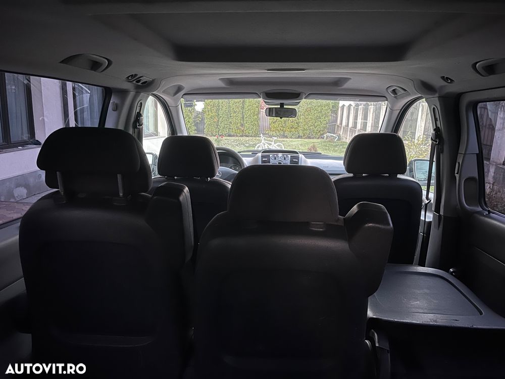 Mercedes-Benz Vito - 9