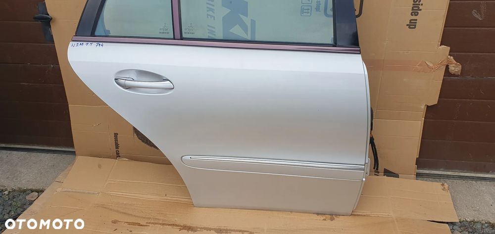 Drzwi prawy tył tylne prawe Mercedes E-Klasa W211 Kombi C744 - 5