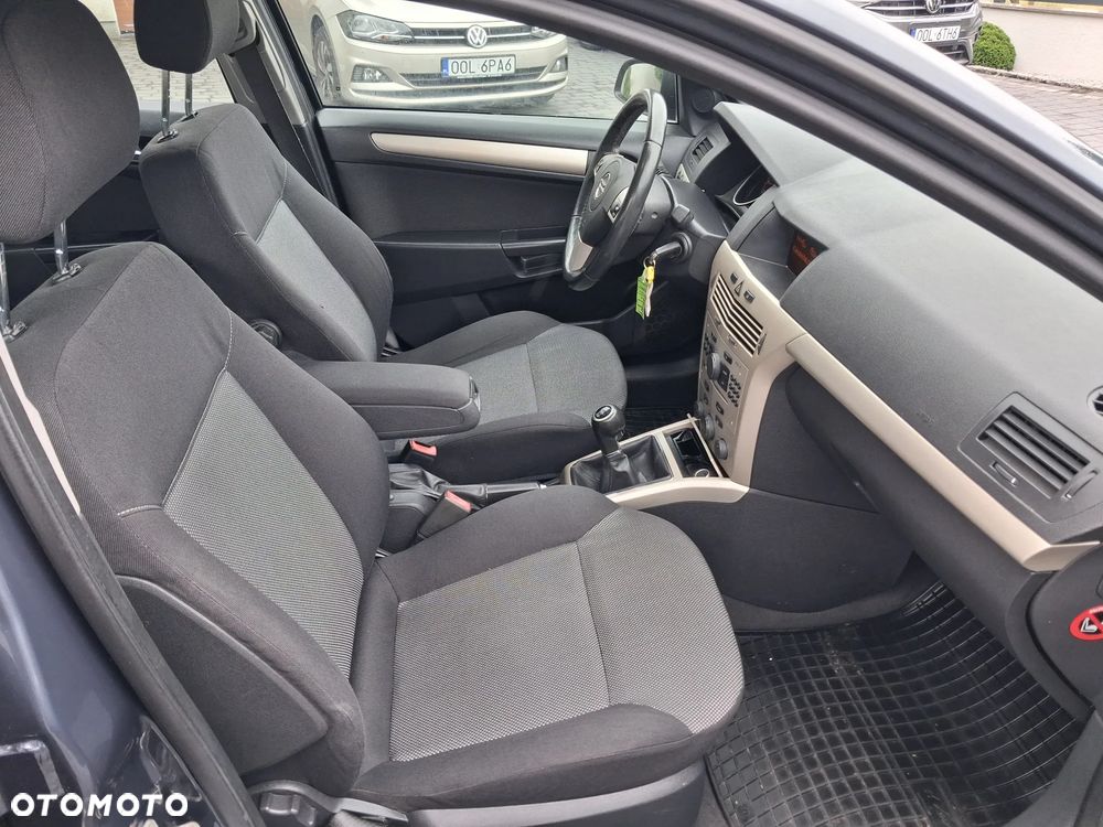 Opel Astra 1.4 - 9