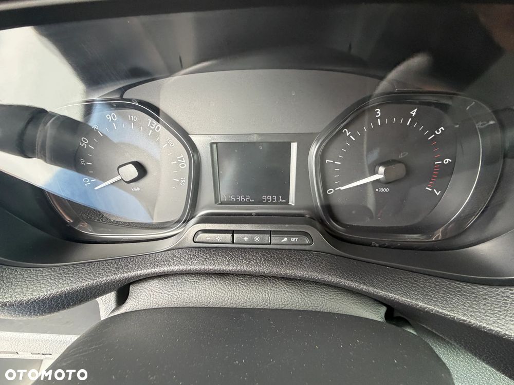 Opel VIVARO - 9