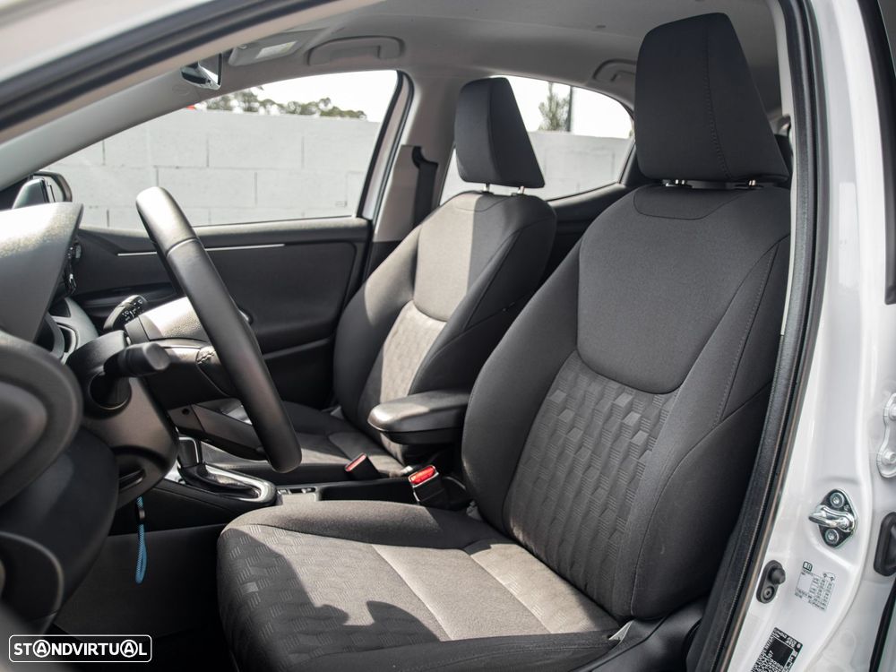 Toyota Yaris 1.5 HDF Comfort Plus - 17