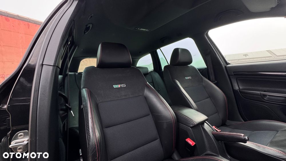 Skoda Octavia 2.0 TDI DPF DSG RS - 29