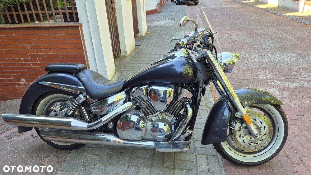 Honda VTX - 17