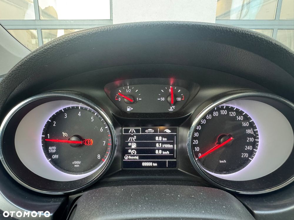 Opel Astra 1.2 T S&S - 9