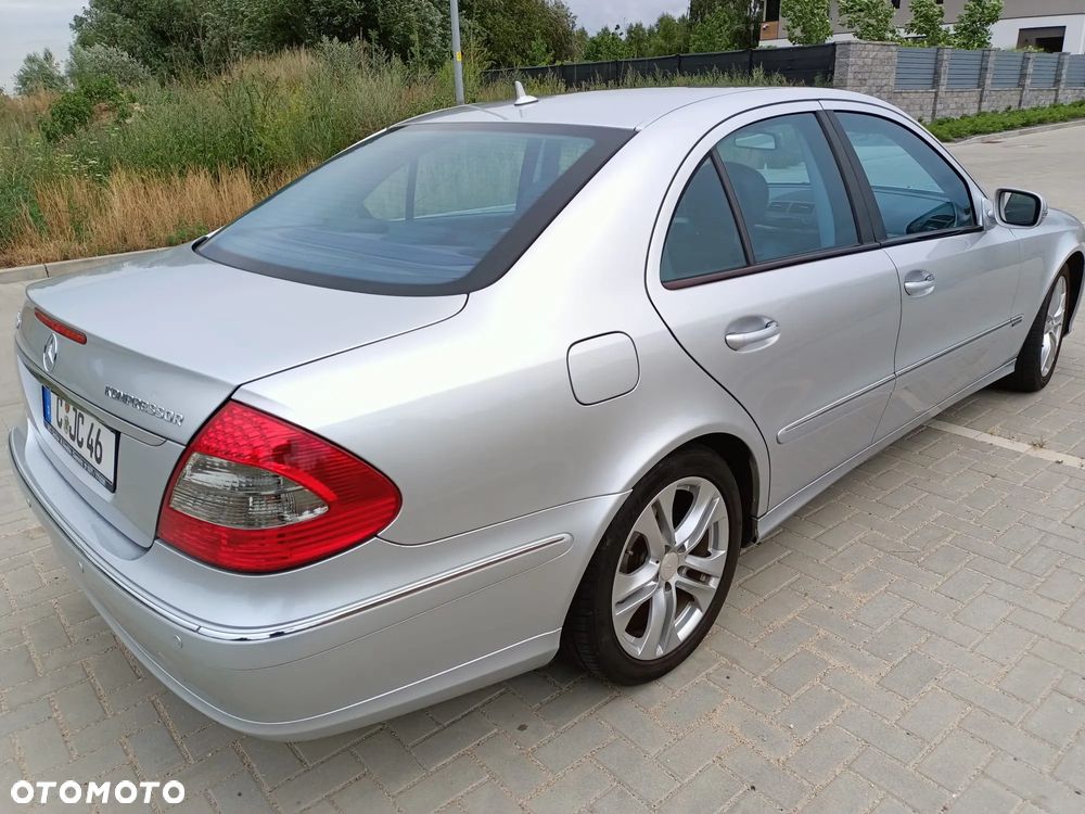 Mercedes-Benz Klasa E - 2