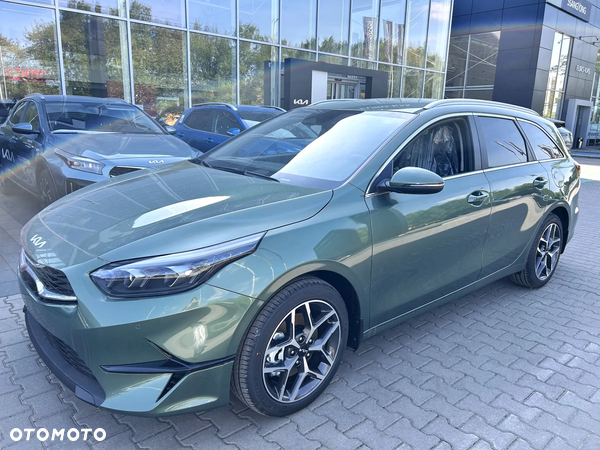 Kia Ceed 1.5 T-GDI Tribute DCT