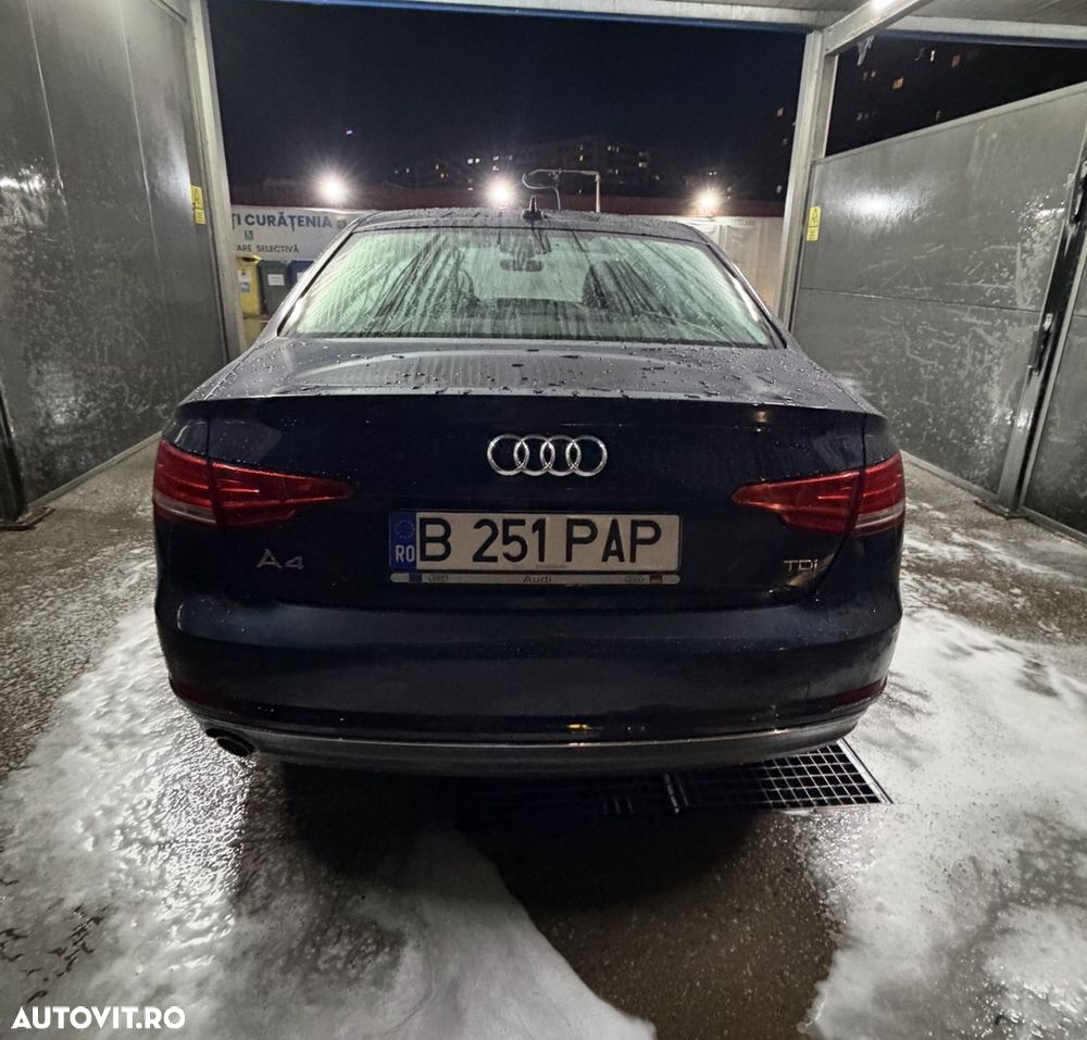 Audi A4 - 8