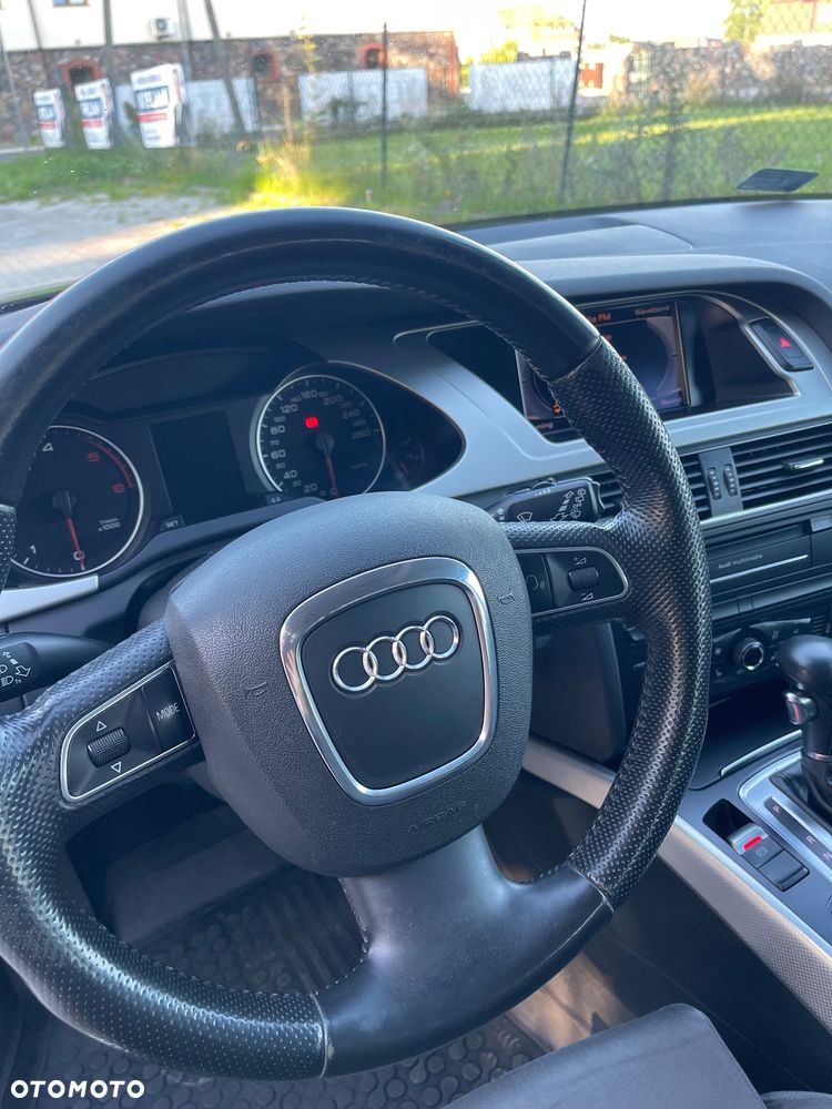 Audi A4 Avant 2.0 TDI Multitronic - 13