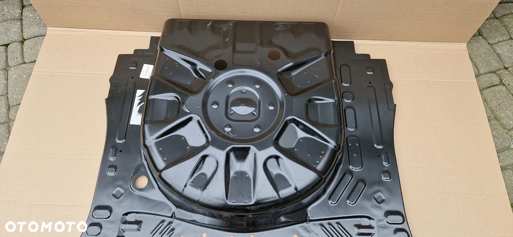 TOYOTA YARIS CROSS PAS TYL WANNA NOWA ORYG !! 58311-0D290 - 5