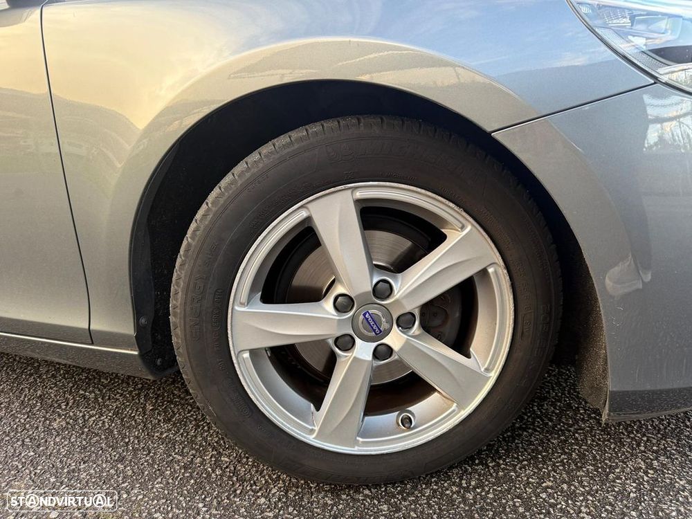 Volvo V40 1.6 D2 Momentum Eco - 13