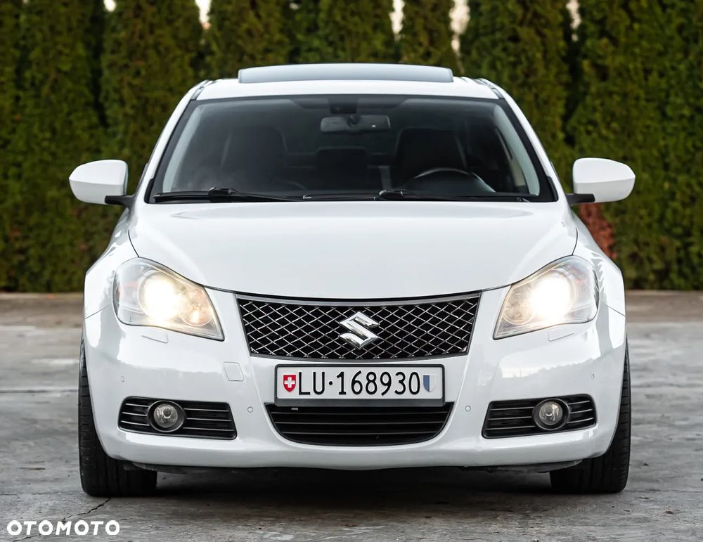 Suzuki Kizashi 2.4 4x4 CVT Sport - 4