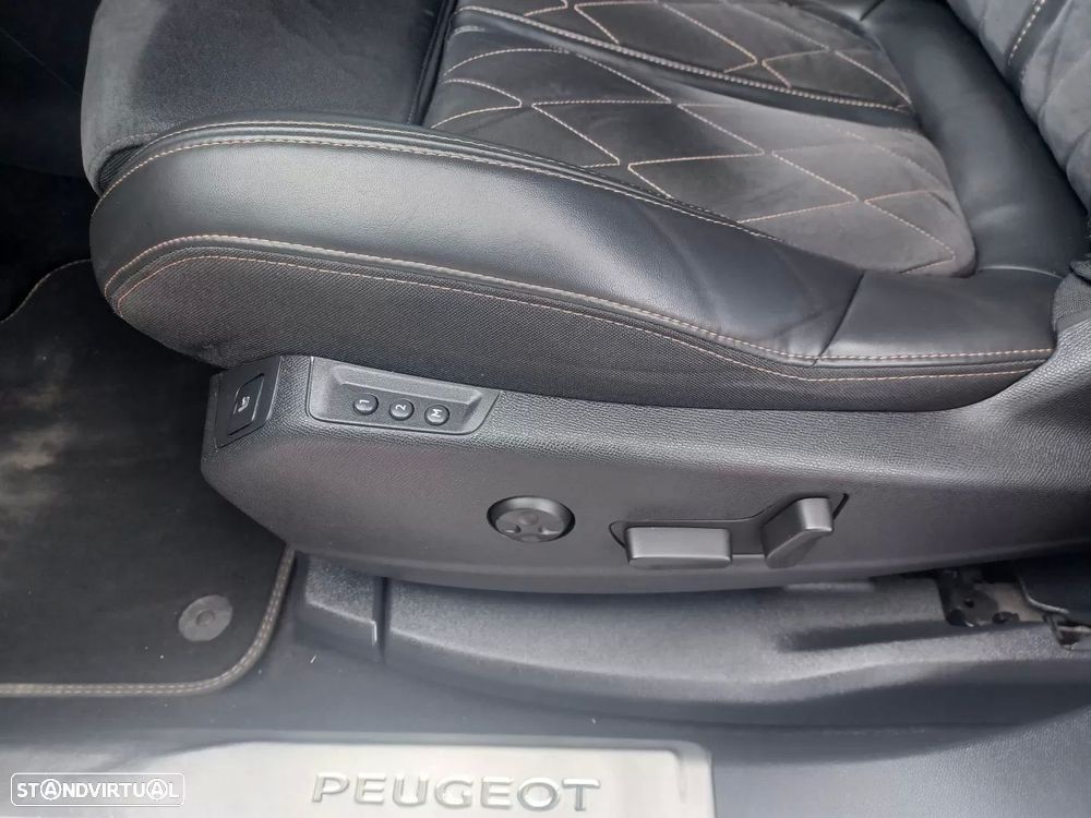 Peugeot 5008 2.0 BlueHDi GT EAT6 - 21