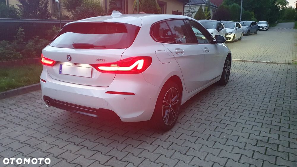 BMW Seria 1 118i Sport Line - 12