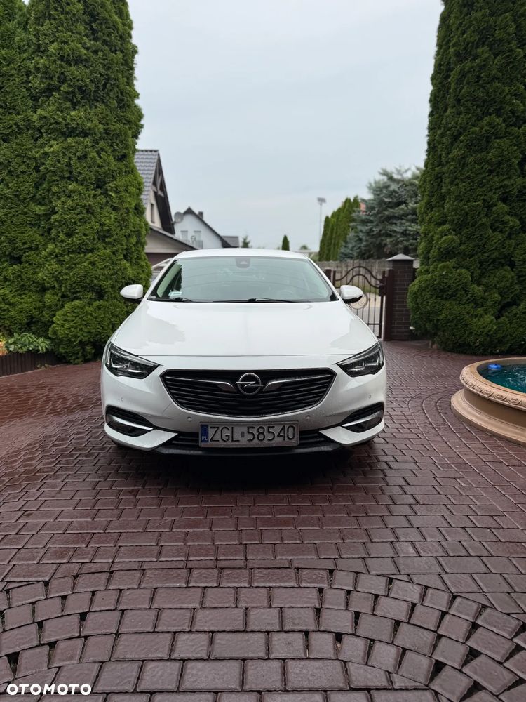 Opel Insignia 1.5 T Innovation S&S - 12