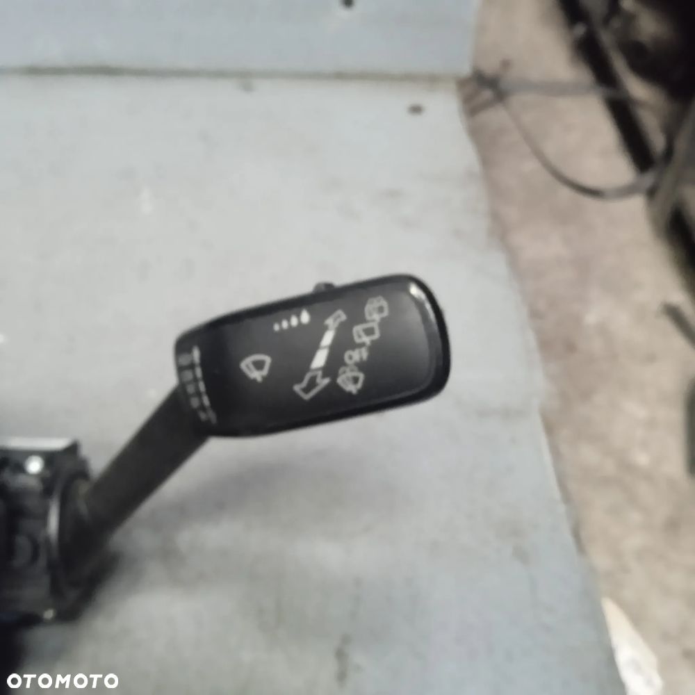 Manetki Golf VII 5Q0953549F - 4