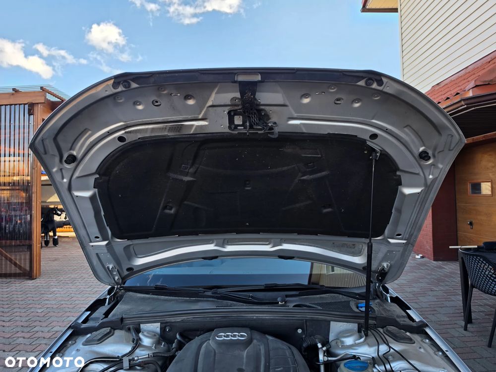 Audi A4 Limousine 1.8 TFSI S line Sportpaket - 16