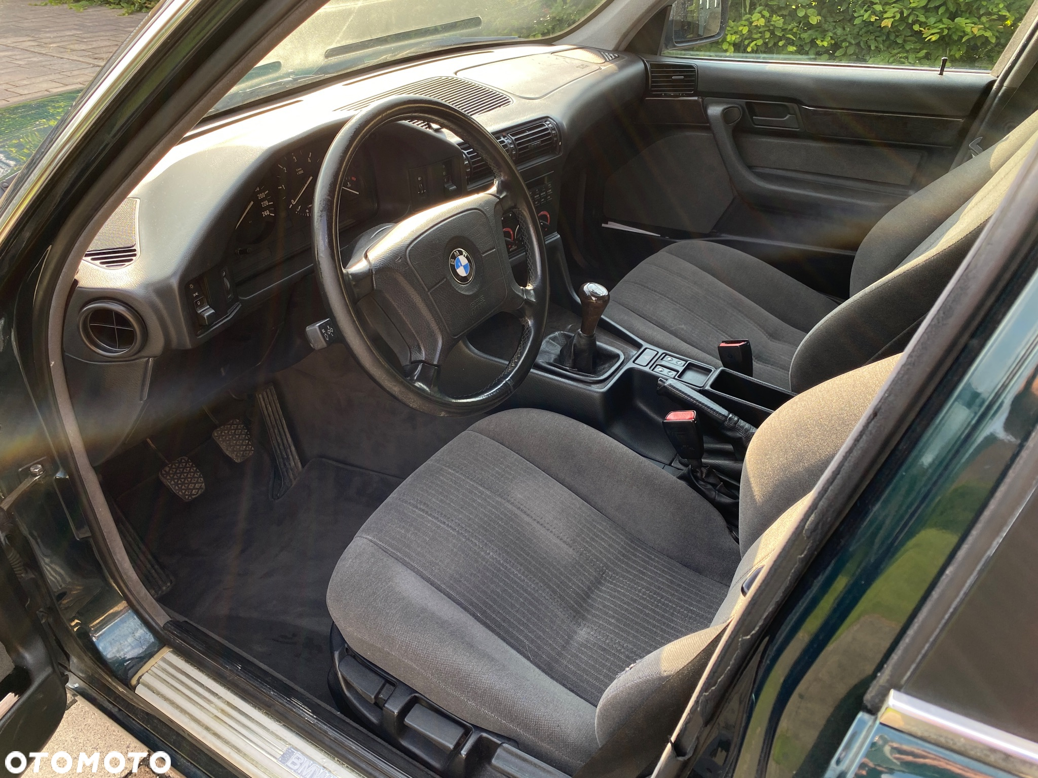 BMW Seria 5 525td - 12