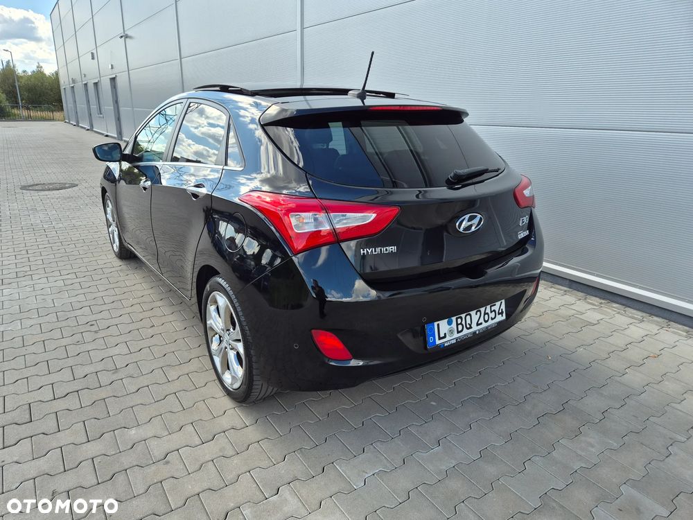 Hyundai i30 blue 1.6 GDI YES Gold - 8